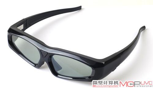 长城Z2599 3D-W所附带的3D眼镜